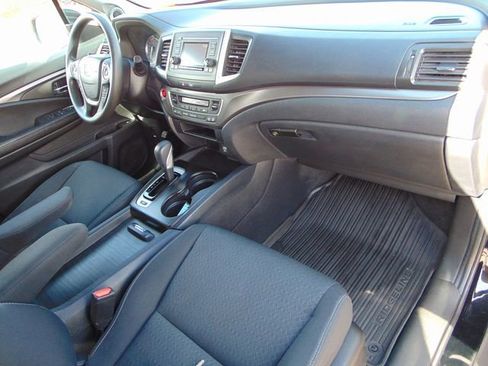 Used 2019 Honda Ridgeline Sport image 25