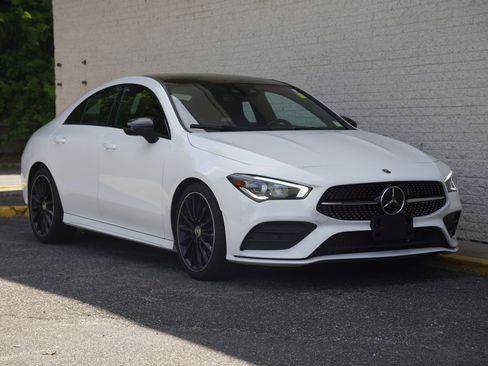 Used 2020 Mercedes-Benz CLA 250 4MATIC w/ Driver Assistance Package image 10