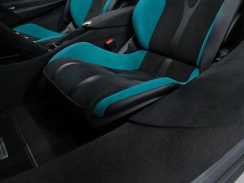 Used 2024 McLaren 750S Spider RWD image 30