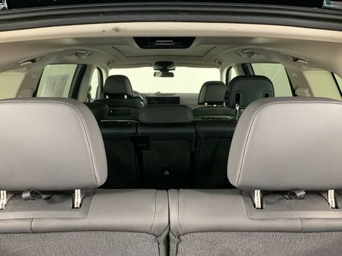 Used 2025 BMW X7 xDrive40i AWD/4WD image 14