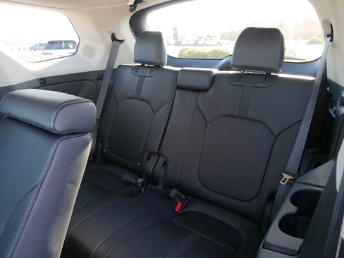 New 2025 Honda Pilot Touring image 15