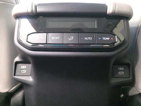 New 2026 Toyota Grand Highlander AWD Hybrid image 26