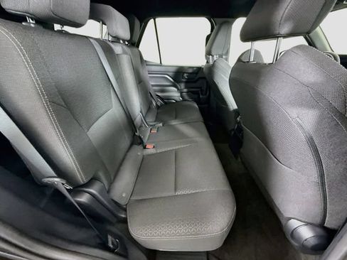 Certified 2025 Toyota 4Runner SR5 AWD/4WD image 28