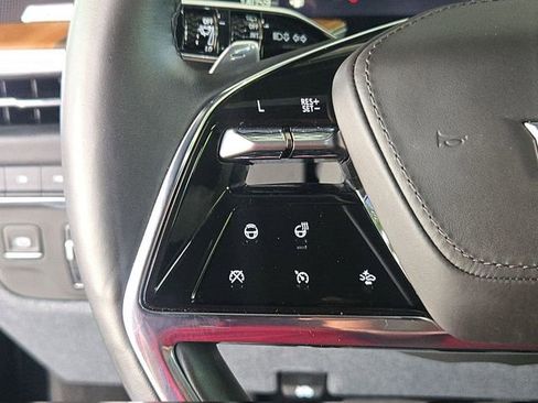 Certified 2025 Cadillac Escalade Sport Platinum image 13