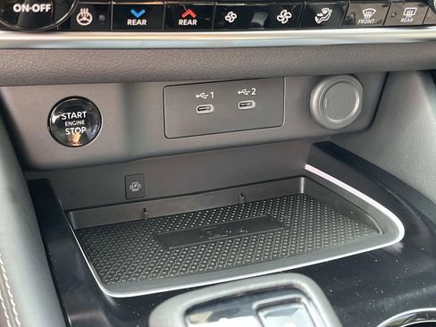 New 2026 Nissan Rogue Platinum w/ Platinum Premium Package AWD/4WD image 29