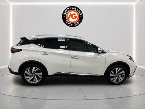 Used 2020 Nissan Murano SL w/ Moonroof Package AWD/4WD image 2