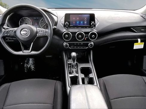 Certified 2025 Nissan Sentra S FWD image 7