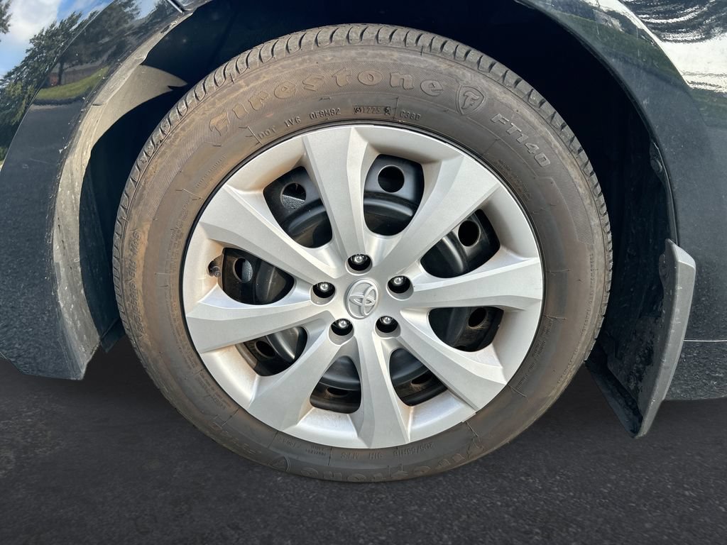 Used 2026 Toyota Corolla LE FWD image 10