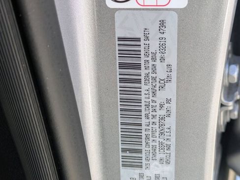 Used 2019 RAM 1500 Laramie image 26