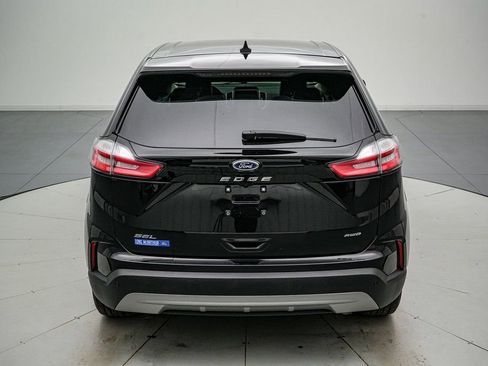 Certified 2024 Ford Edge SEL w/ Convenience Package image 5