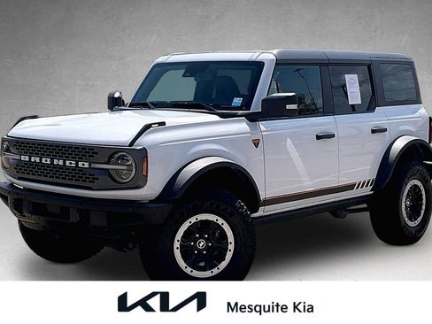 Used 2023 Ford Bronco Badlands AWD/4WD image 1