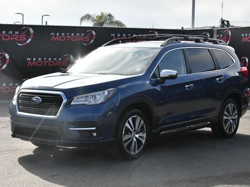 Used 2022 Subaru Ascent Touring image 3