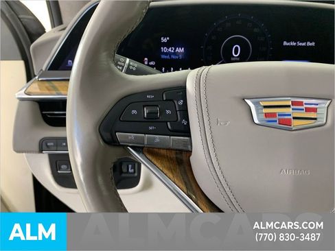Used 2021 Cadillac Escalade Premium Luxury Platinum image 26