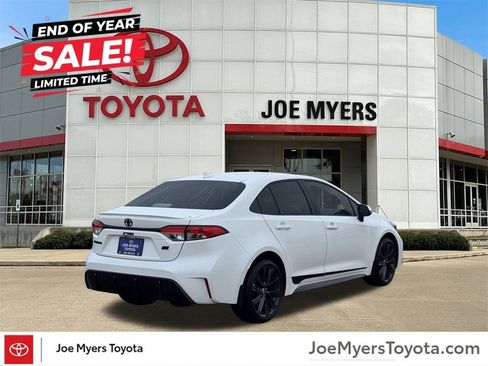 Used 2025 Toyota Corolla SE image 5