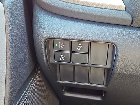 Certified 2020 Honda CR-V LX image 9