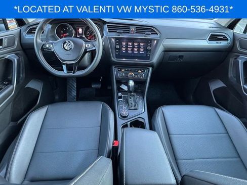 Used 2021 Volkswagen Tiguan SE w/ Panoramic Sunroof Package image 14