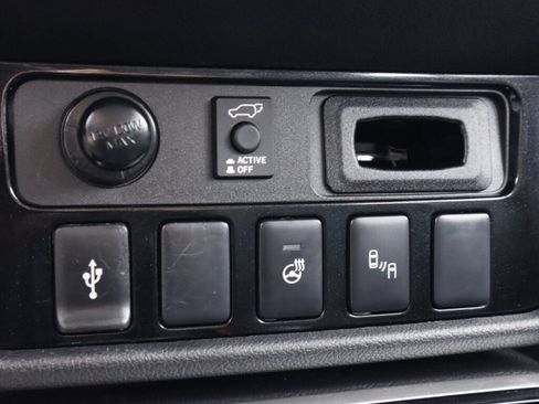 Used 2019 Mitsubishi Outlander SEL FWD image 23