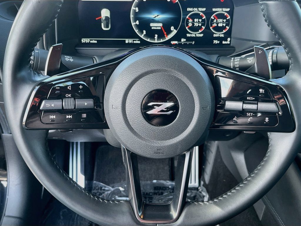 Used 2025 Nissan Z Performance w/ Floor Mat Package RWD image 11