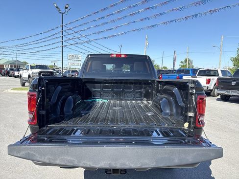 Used 2025 RAM 2500 Tradesman w/ Chrome Appearance Group AWD/4WD image 17