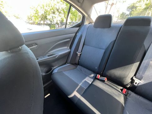 Used 2025 Nissan Versa SV FWD image 32