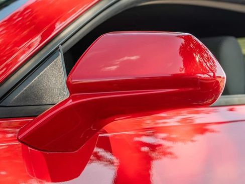 Used 2018 Chevrolet Camaro SS RWD image 13