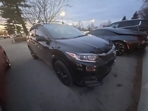 Certified 2022 Honda HR-V Sport image 4