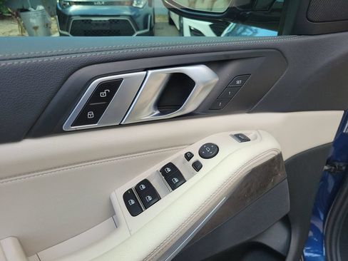 Used 2020 BMW X5 xDrive40i w/ Premium Package AWD/4WD image 15