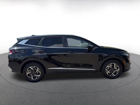 Used 2025 Kia Sportage LX FWD image 16