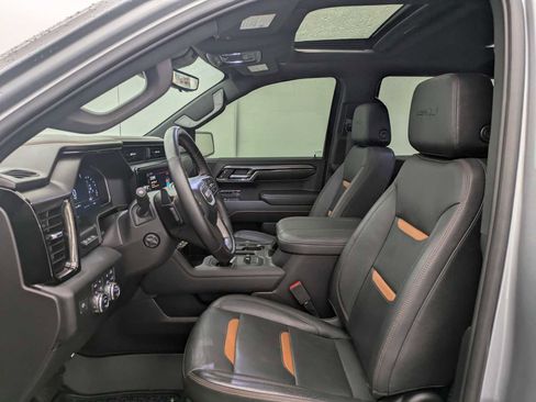 Used 2023 GMC Sierra 1500 AT4 w/ Technology Package image 16