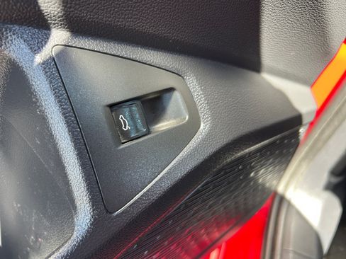 Used 2019 Volkswagen Jetta S FWD image 32