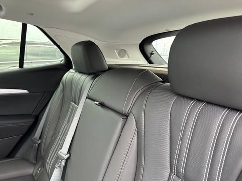 Used 2026 Buick Envision Avenir AWD/4WD image 11