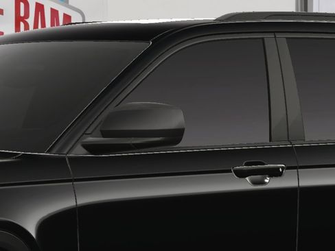 New 2024 Jeep Grand Cherokee Altitude image 15