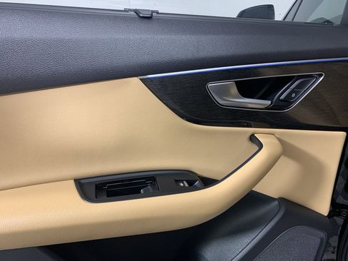 Used 2020 Audi Q7 3.0T Prestige w/ Prestige Package image 32