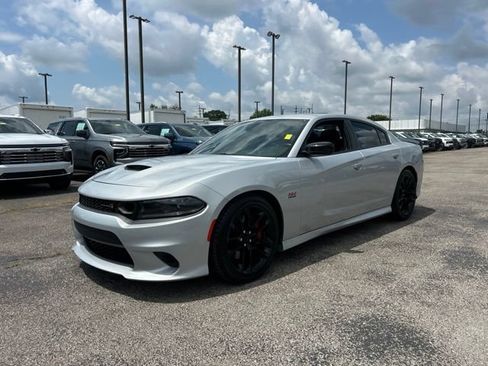 Used 2023 Dodge Charger Scat Pack w/ Harman/Kardon Audio Group RWD image 7