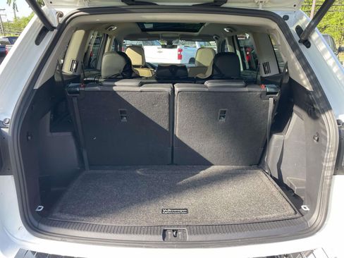 Used 2022 Volkswagen Atlas SEL Premium image 14