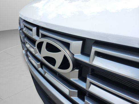 Certified 2025 Hyundai Santa Cruz SEL FWD image 28