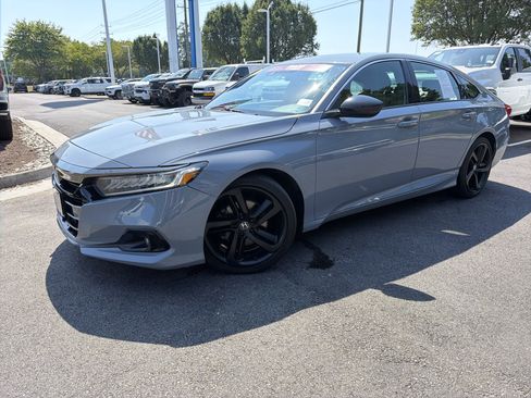 Used 2022 Honda Accord Sport image 5