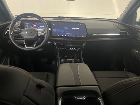 Used 2025 Chevrolet Traverse Z71 w/ Enhanced Driving Package AWD/4WD image 31