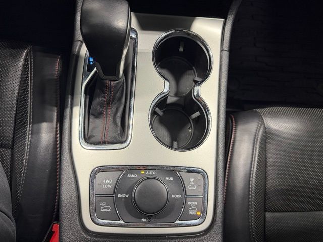 Used 2019 Jeep Grand Cherokee Trailhawk w/ Trailhawk Luxury Group AWD/4WD image 19