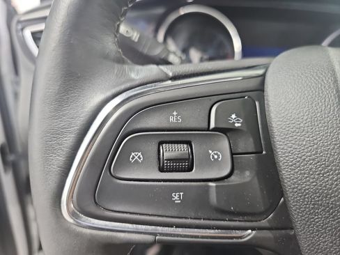 Used 2022 Buick Encore GX Preferred w/ Sport Touring Package FWD image 22