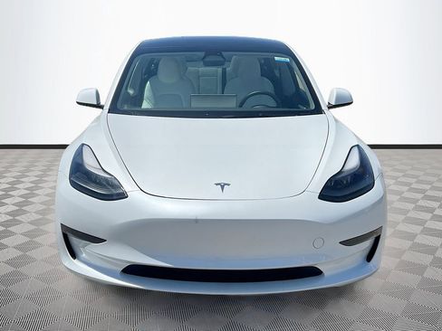 Used 2023 Tesla Model 3 Standard Range RWD image 2
