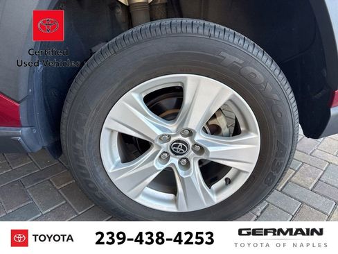 Used 2021 Toyota RAV4 XLE image 10