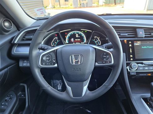 Used 2017 Honda Civic Touring image 14