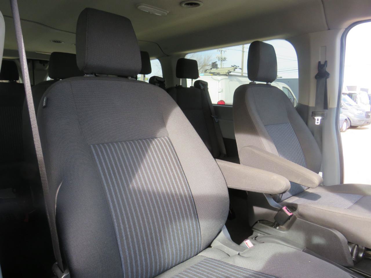 Used 2018 Ford Transit 150 130 Low Roof Wagon RWD image 19