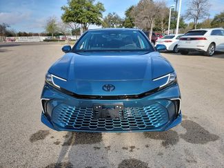 Used 2025 Toyota Camry XSE video 2