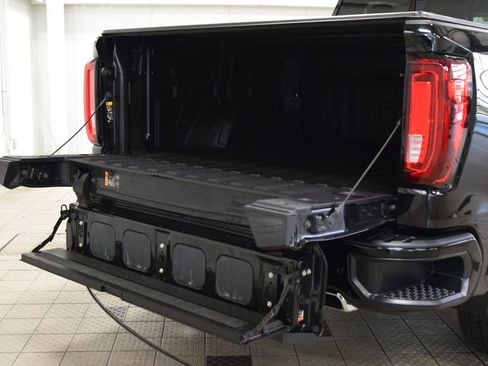 Used 2024 GMC Sierra 1500 Denali w/ Denali Reserve Package AWD/4WD image 26