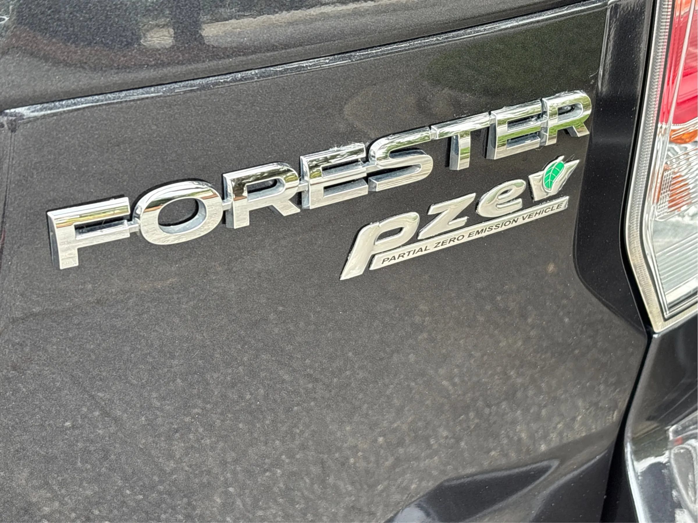 Used 2017 Subaru Forester 2.5i Premium AWD/4WD image 97