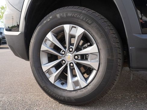 Used 2025 Chevrolet Equinox LT AWD/4WD image 30
