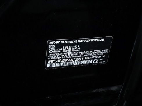 Certified 2025 BMW i7 xDrive60 image 22