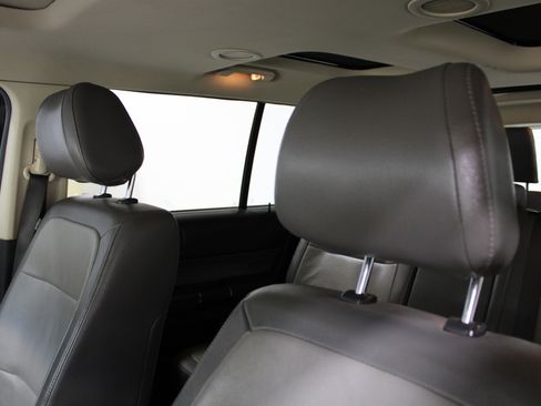 Used 2017 Ford Flex Limited w/ Limited Appearance Package image 5